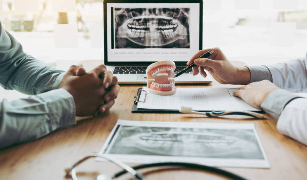 Best Dentist for Tooth Abscess  in Palos Hls, IL